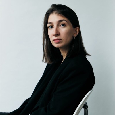Laura Bähr
